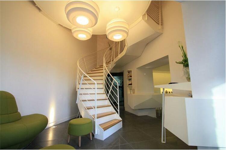 Le cadre design du restaurant L'Amphitryon à Lorient